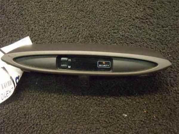 2000 nissan maxima oem dashboard digital clock lkq