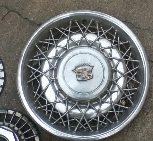 Caddillac seville oem 15" chrome spoke hubcap 1976-1981 ?