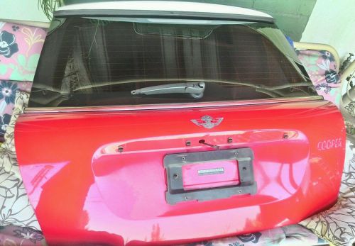 02-06 mini cooper hatchback tailgate