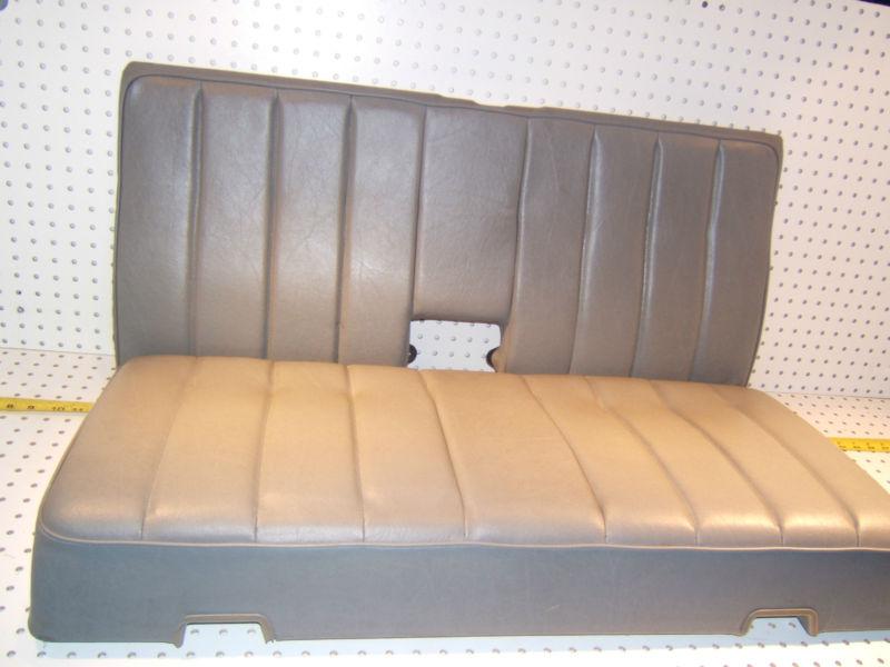 Mercedes 1987-96 w124 300te,320  wagon rear grey bench tex /vinyl seat, 2 pieces