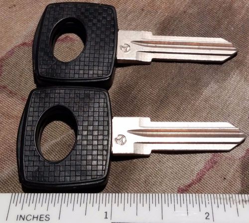 Key blanks for mercedes 200 300