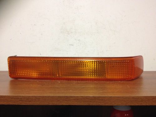 2001 chevrolet blazer left/driver marker light 4dr oem