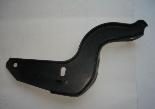 Nos 1966 impala ss belair caprice passenger car rh front bumper bracket 3872144