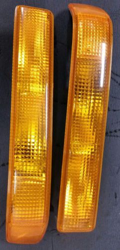 1994-2004 chevy s-10/blazer front turn signal marker lamp assembly lh &amp; rh