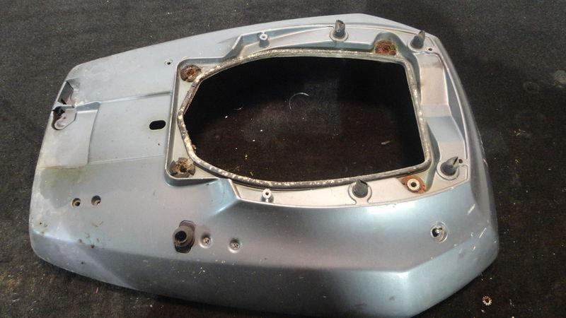 Used lower engine cover assy #0432658 for 1990 175hp johnson outboard motor 