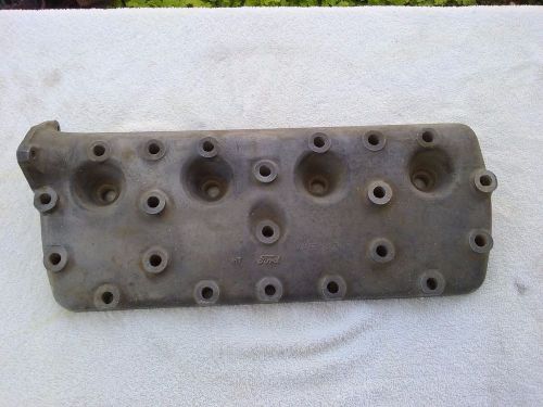 1933-34 ford v-8 cylinder head - script original - part # 40-6050-2