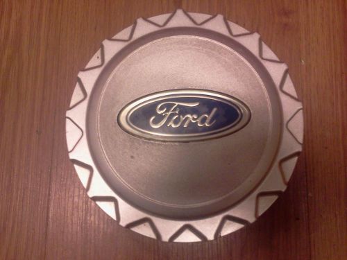 Ford crown victoria center cap 15&#034; rim   /  1992  1993  1994  1995  1996  1997