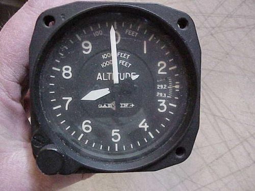 Vintage 1963 garwin  altimeter 22-977-02