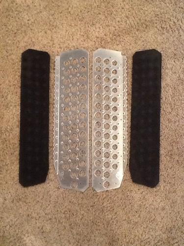 Polaris iqr rox tunnel grips iq race  traction plates 440 600