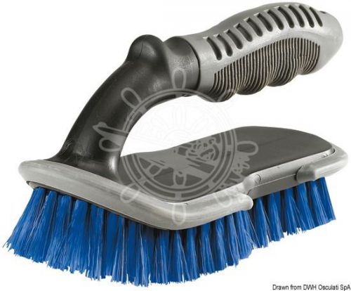 Shurhold manual brush with soft side bumber and handle for high pressure