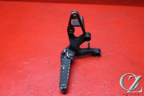 T 07 triumph speed triple 3  right rearset rear set driver foot peg rest stop