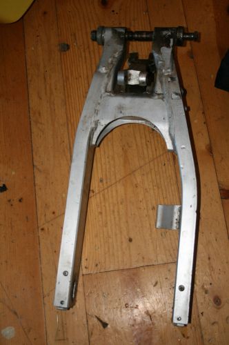 1984 yamaha yz 125  oem swing arm