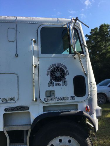 1993 freightliner as is $4,000