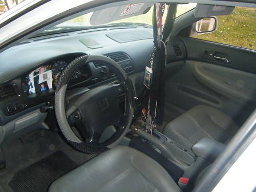 Honda accord 2 main air bags both driver &amp; passenger/dash airbags 97 96 95 94