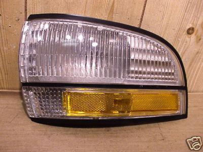 Buick lesabre 92 93 94 95 96 park avenue 92 93 94 95 96 corner light lh left noe