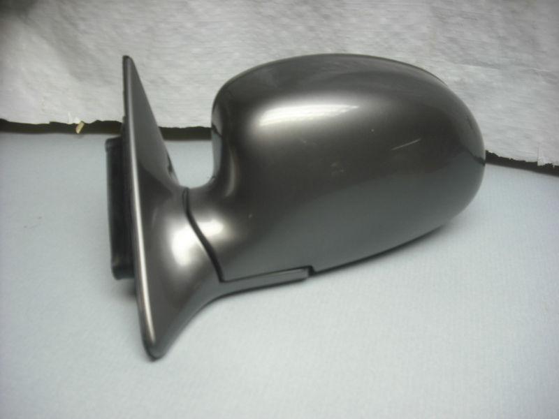 1999-2000 hyundai elantra driver side power mirror (urban gray)