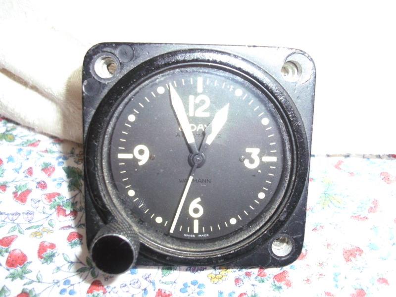 Wakmann aircraft 8-day aviation clock