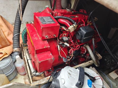 Westerbeke 7.6 btd , 7.6 kw  marine diesel generator 60 hz  120/240v runs good