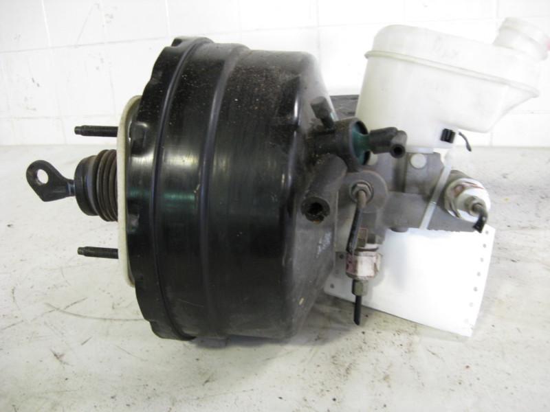 01 pt cruiser power brake vacuum booster w/o abs w/ master cylinder