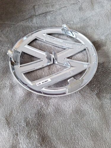 New genuine volkswagen up! front bumper center grill vw badge logo high chrome