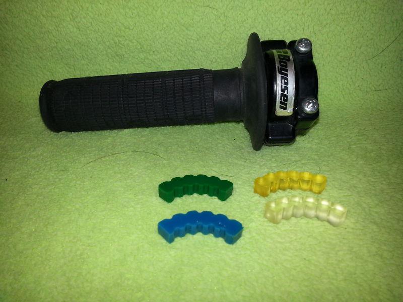 Boyesen shockout grip for dirtbikes