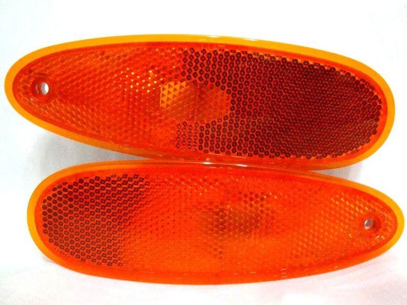 Ford 2002-2005 thunderbird front corner side marker light lamp rl h  pair new