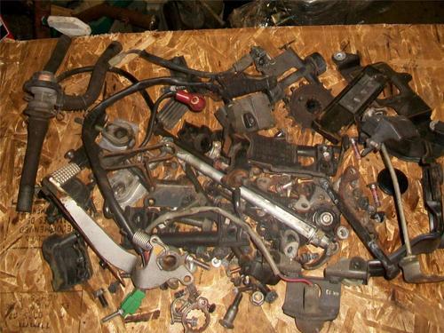 05 kawasaki ninja ex 500 box of bolts & parts