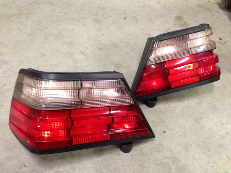 Mercedes w124 left & right taillight lens