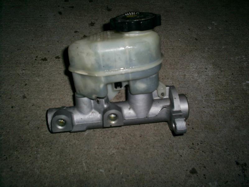 97 98 99 00 01 02 03 gm grand prix brake master cylinder 