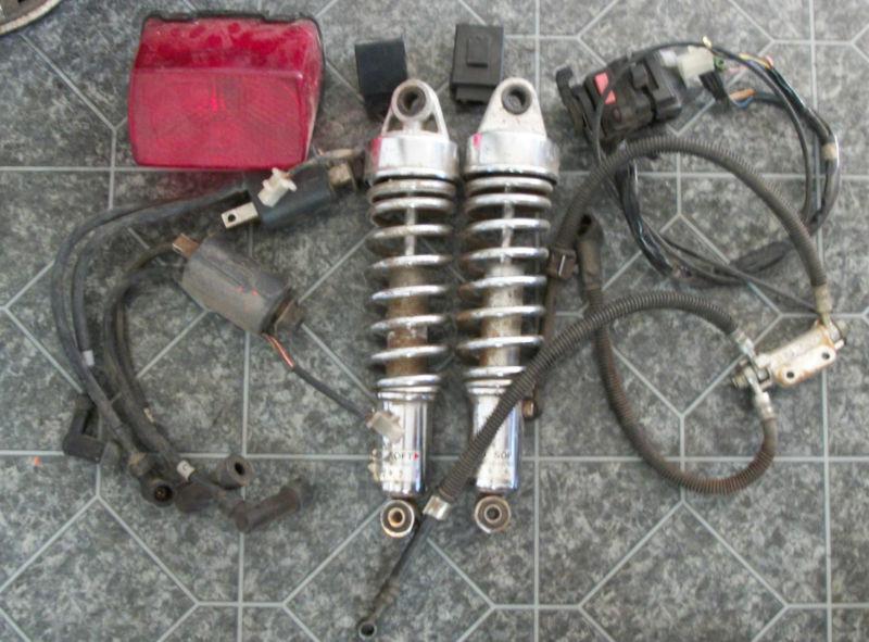 1988 yx 600 s yamaha parts lot shocks,coils,controls,brake lines&block 89 yx600s