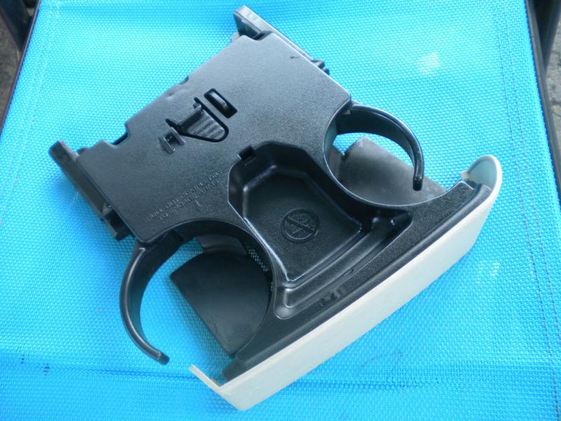 Dodge caravan dash cup holder '01-07 chrysler town & country plymouth voyager
