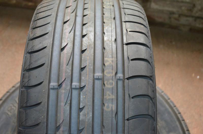 1 new 235 40 18 roadstone n8000 tire