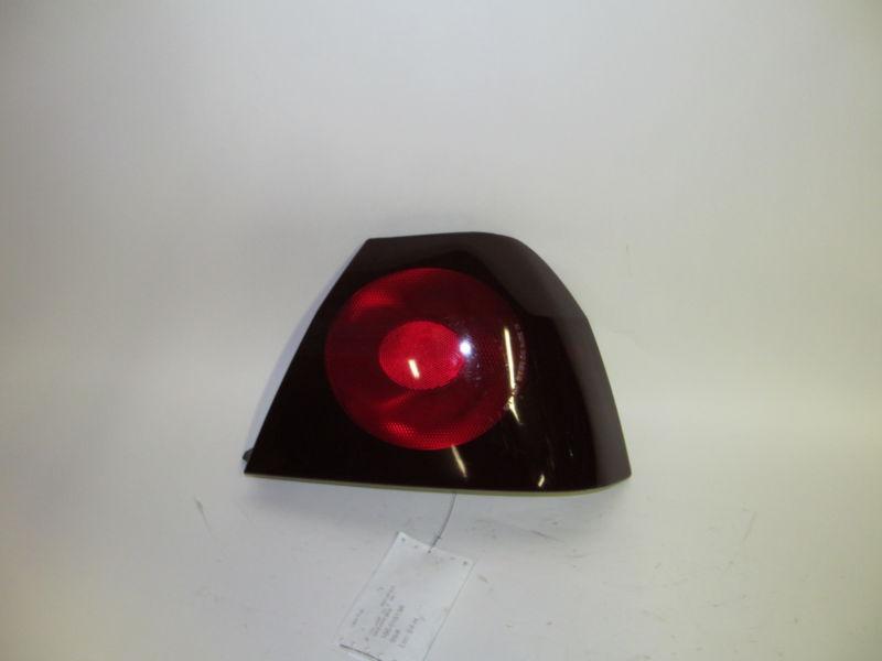 00 01 02 03 04 05 chevrolet impala oem right tail light nice!