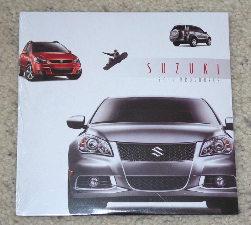 2011 suzuki  - dealer brochures on cd - new model introduction on cd - rare item