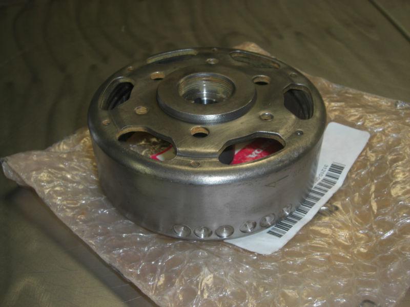 Honda flywheel part# 31210-get-003, brand new! free shipping! bx33-35