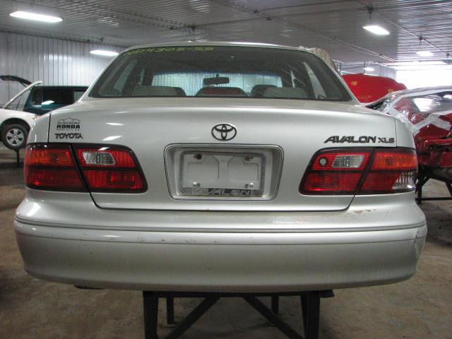 1999 toyota avalon inner trunk tail light lamp left