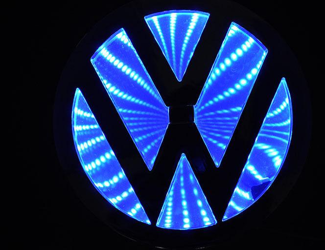 Volkswagen octavia car led light emblem 3d car badge 3d logo blue  diameter 8cm