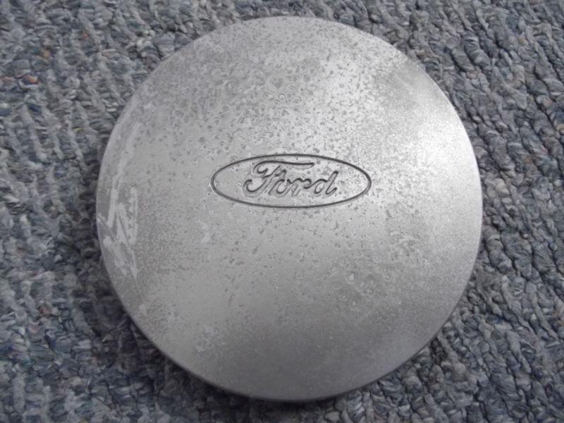 Ford taurus hubcap hub caps 1996-1997 center cap only