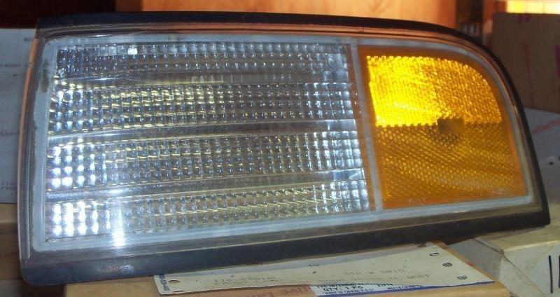 90 91 92 93 94 95 96 97 cutlass supreme l. corner/park light 257344