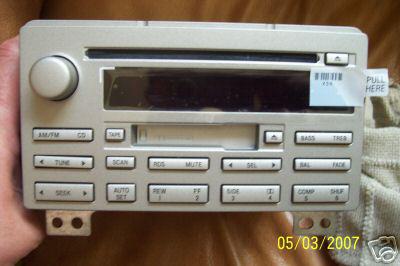 Ford - cd - radio -  cassette ,silver ( brand new )