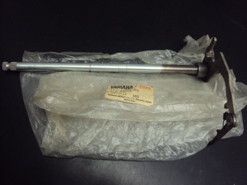 Yamaha,pn 174-18101-02-00,shift shaft asy 1,1968-76 ycs1/cs3/5/rd200 models