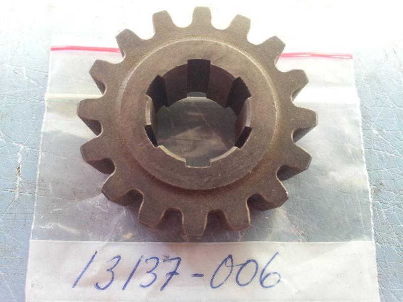 W2ss w2tt commander w1 w1ss 1966-1969 top drive gear output 13137-006 nos