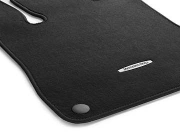 Genuine oem mercedes benz sl class r231 black carpeted floor mats 2013