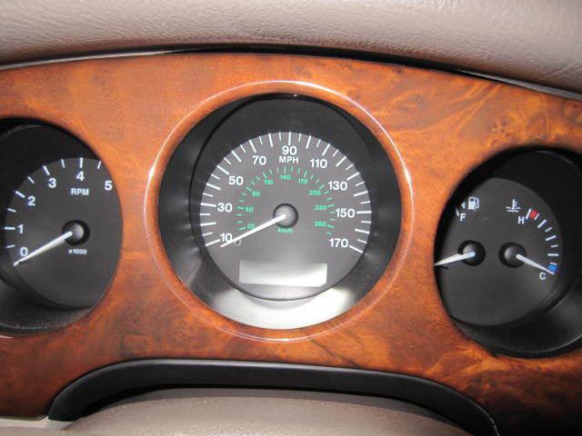 Speedometer cluster xj8 xk8 2001 01 02 03 523753