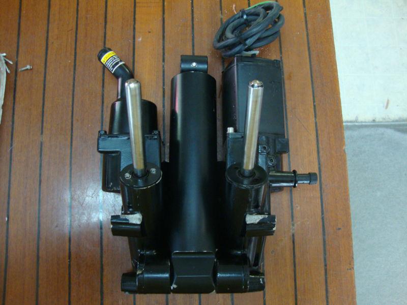 Mercury outboard 35-225hp tilt & trim unit  (br9434)