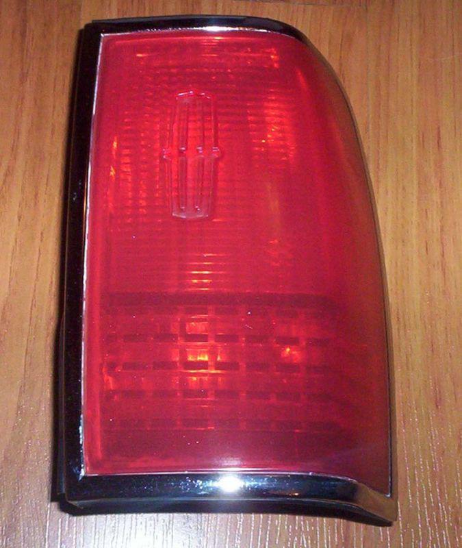 Lincoln town car  right hand tail light 