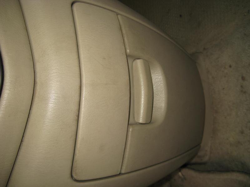 00 01 mazda mpv console dash storage compartment