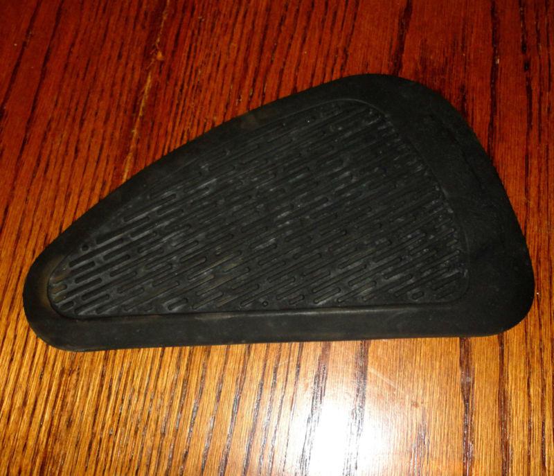 Honda cb72 cb77 fuel gas tank rubber knee pad