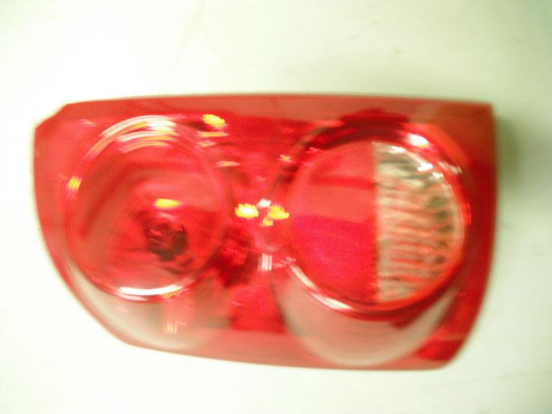 Sell 2006 Dodge Dakota Tail Light Assembly in East Meadow, New York, US