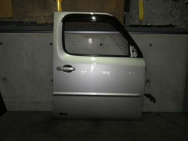 Nissan cube 2003 front right door assembly [0113100]